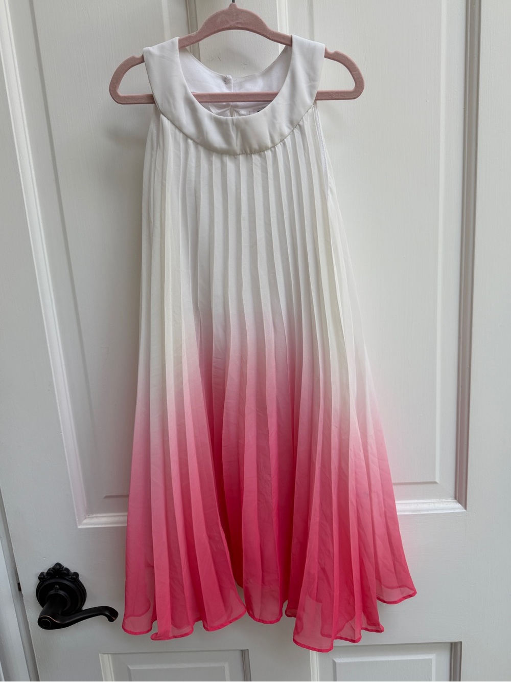 NWOT Tween Diva Girls 5 Sleeveless White to Pink Ombre Pleated Chiffon Dress